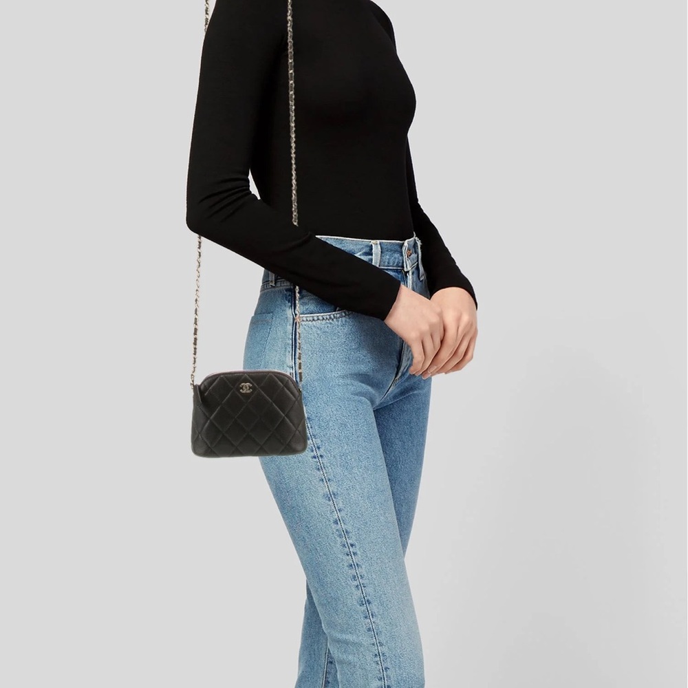 CHANEL Black Quilted Shoulder Bag